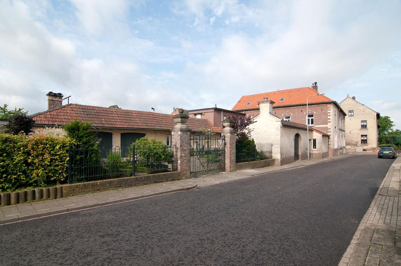 Ferrum Ferrum Valkenburg aan de Geul ภายนอก รูปภาพ