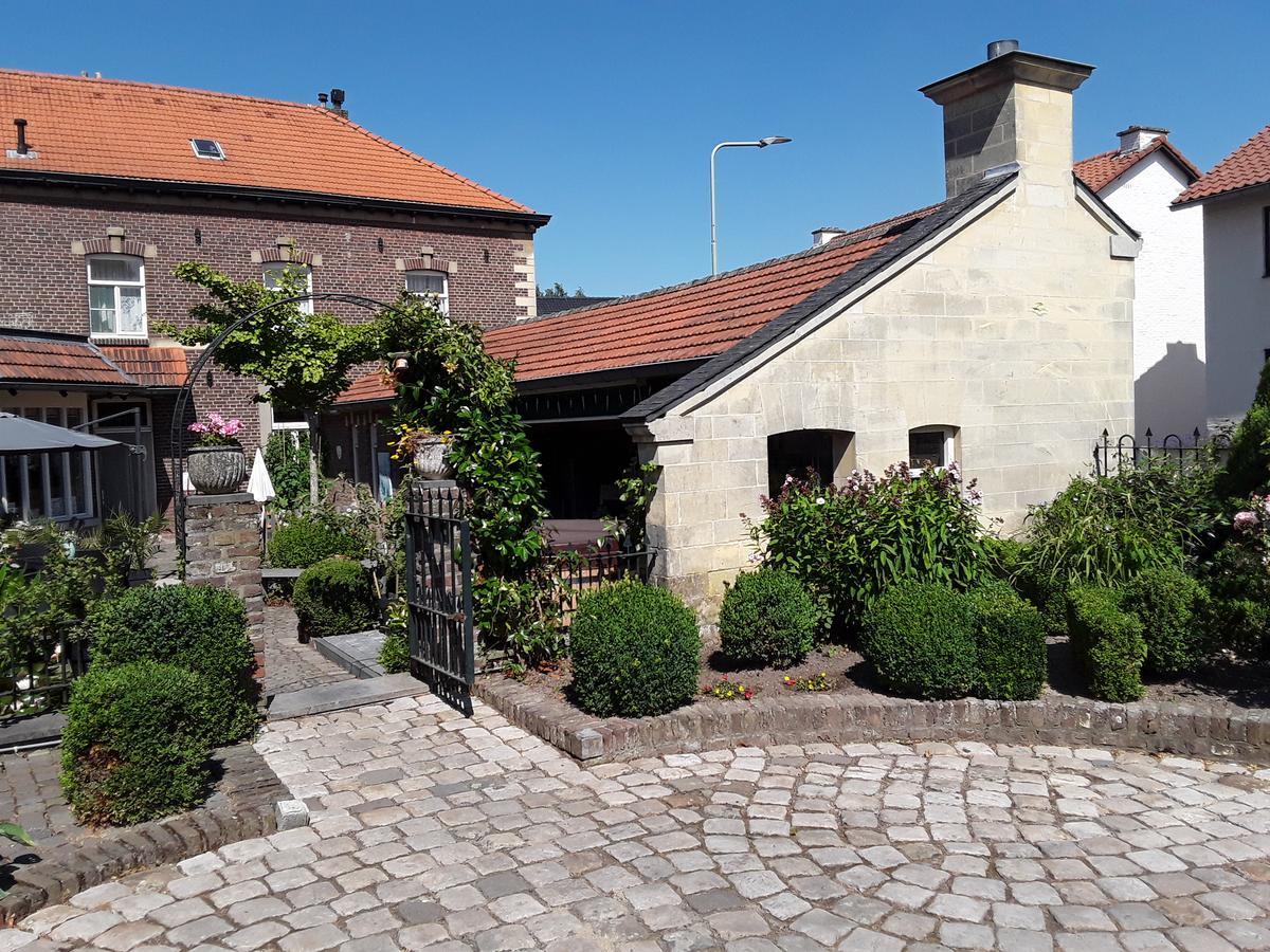 Ferrum Ferrum Valkenburg aan de Geul ภายนอก รูปภาพ